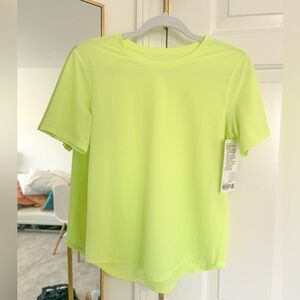 NWT run and train tee